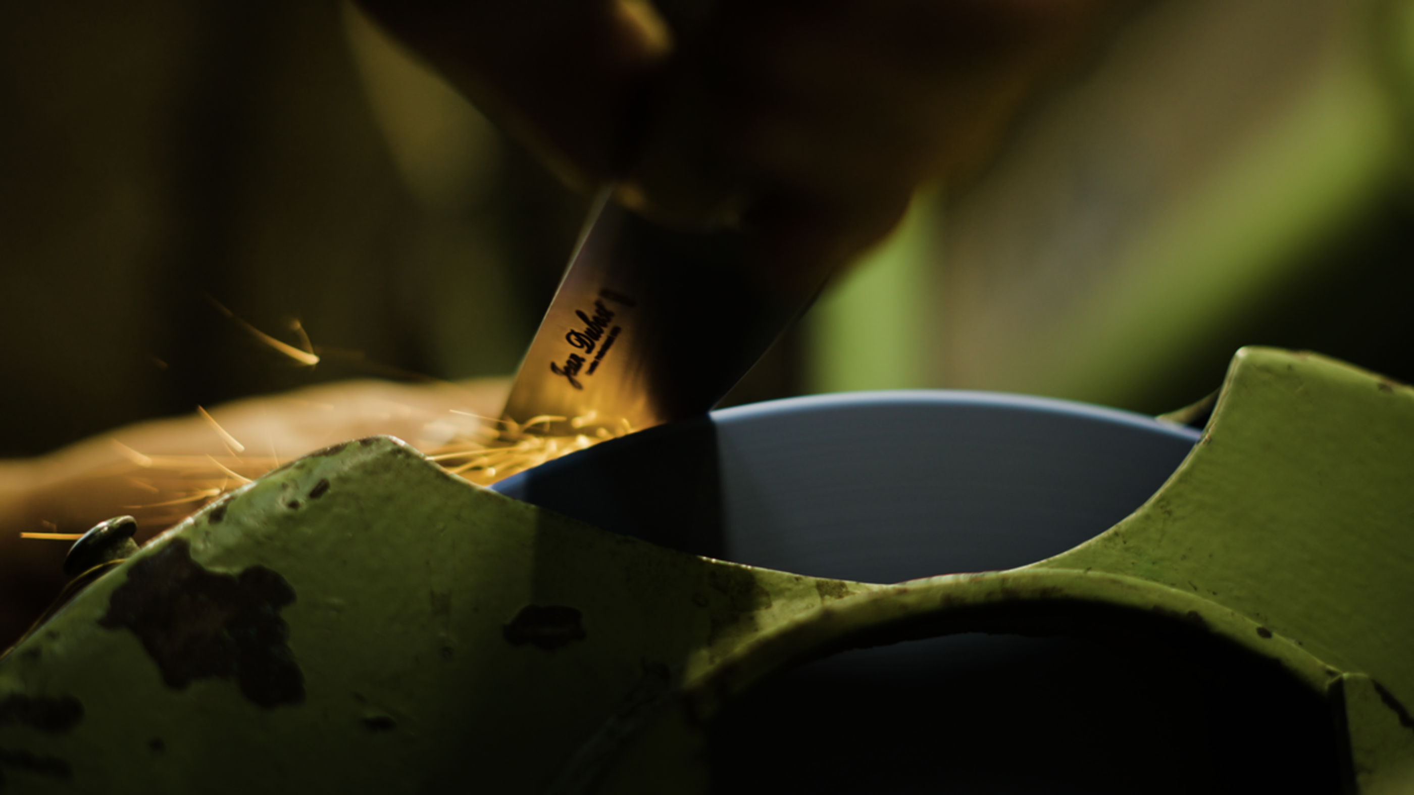 b6ff7b5fa556414f5d57e9167246a8fa4d1b45a87031ffcf2899d3dab51010a2